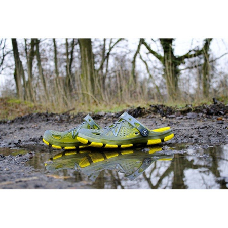 9310042 BLACK CAT KLAPKI CAT CLOGS 42