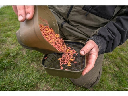 KORUM Pudełko MAGGOT TUB AND RIDDLE 1.2l