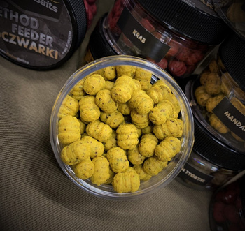 Poczwarki tonące ANANAS Baton Baits